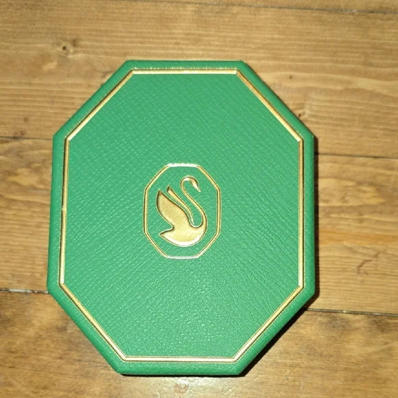 Swarovski Silver Crystal Star Ornament - Picture 4 of 4